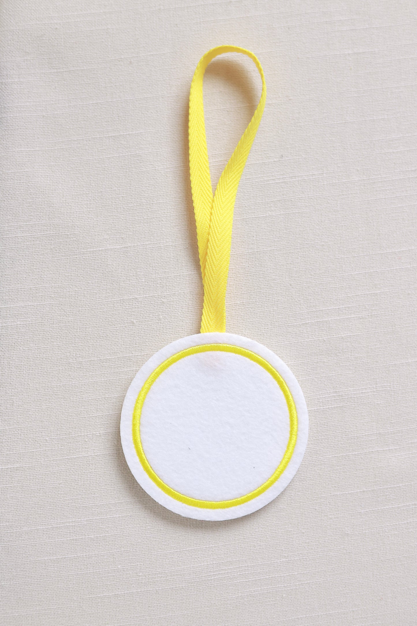 Round Hanger