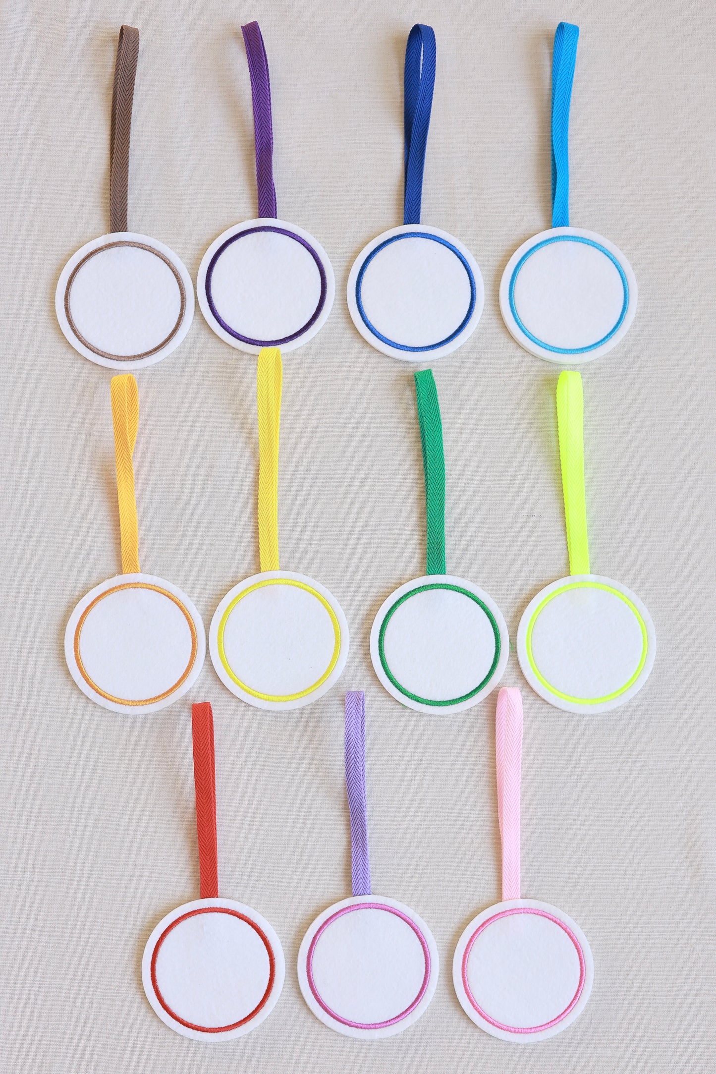 Round Hanger